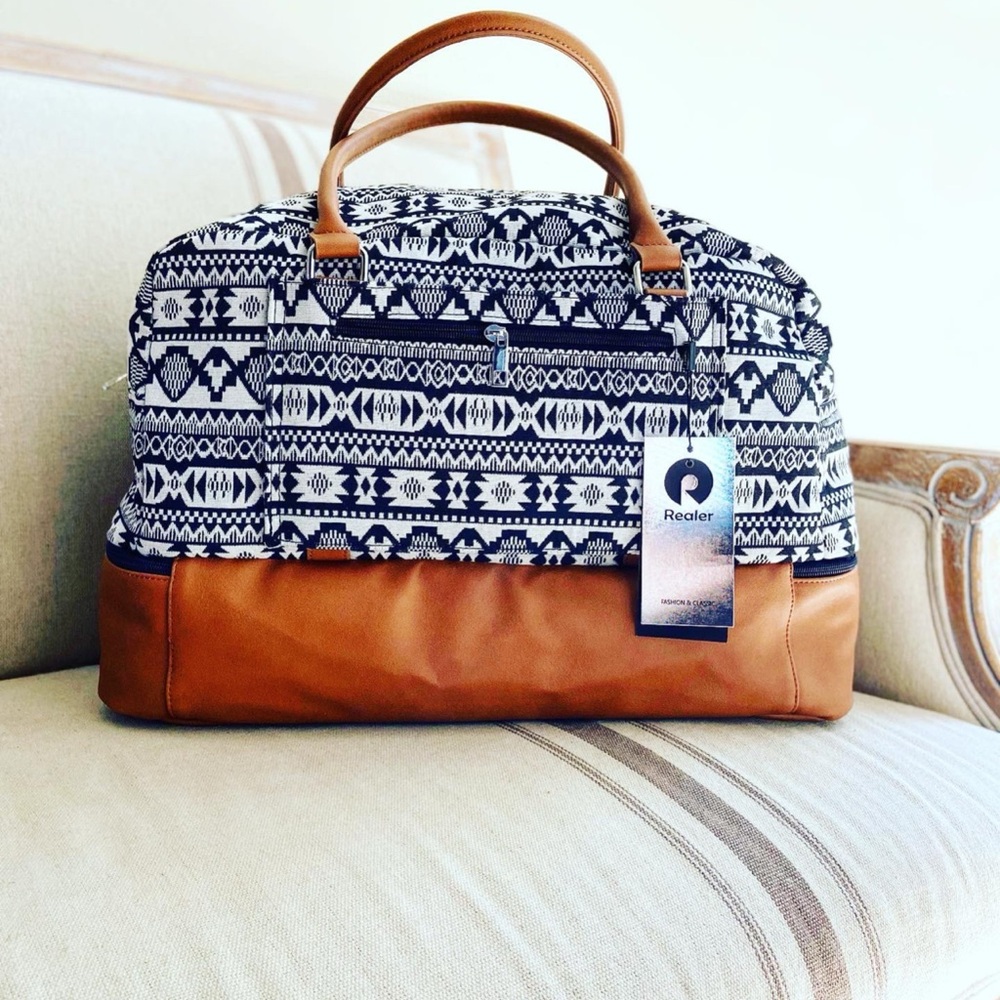 Realer Weekender Bag with Shoe Storage Compartment